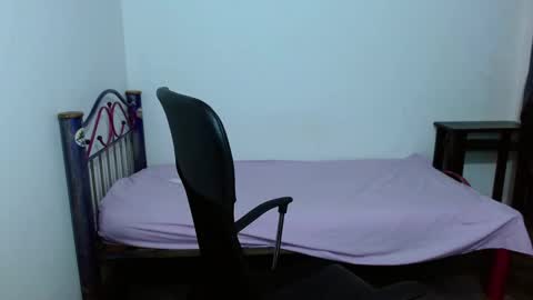      0600AM-1100AM - online show from September 15, 4:36 am