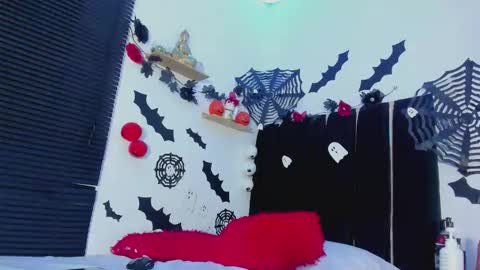 hinatta smiler online show from October 20, 1:05 pm