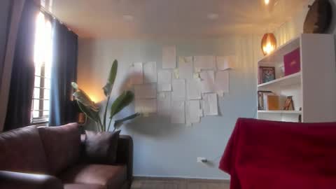 Hinnata online show from September 22, 3:05 pm