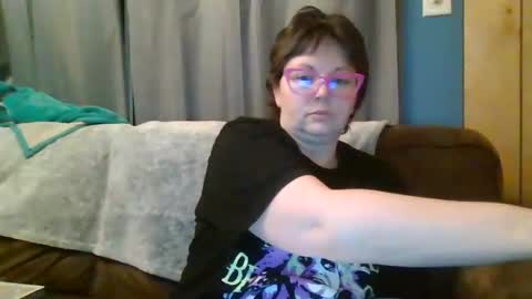 Bella online show from February 14, 6:02 am