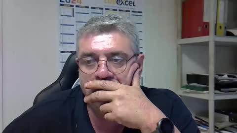 hippo online show from December 6, 3:50 pm