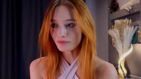 Ella online show from February 21, 8:40 am