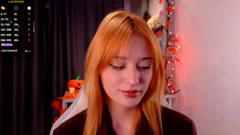 Ella online show from October 25, 6:52 pm