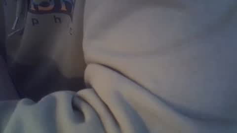 Snapshot of hlavoe33 chatting on March 10, 12:28 pm Hlavoe online show from March 10, 12:28 pm
