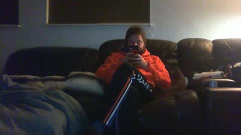 hobbes80 online show from January 1, 7:52 am