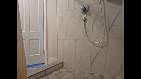 hockeyjock17 online show from April 2, 1:07 pm