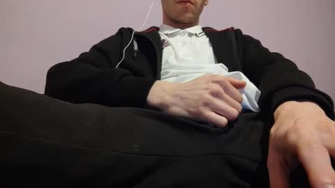 Snapshot of hocthus chatting on February 8, 7:04 am Hocthus - online show from February 8, 7:04 am