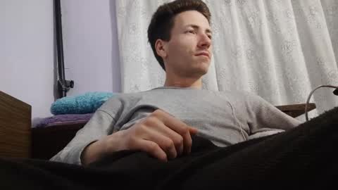 Snapshot of hocthus chatting on February 16, 9:27 pm Hocthus - online show from February 16, 9:27 pm