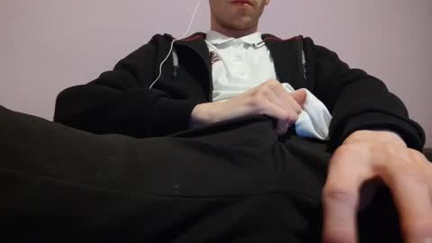 Snapshot of hocthus chatting on February 9, 6:26 pm Hocthus - online show from February 9, 6:26 pm