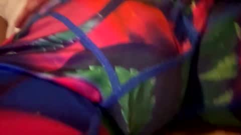 hoeskii online show from October 11, 1:54 am