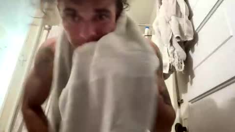 hoginthegame8 online show from November 11, 4:47 am