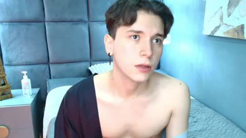 Holland online show from April 10, 1:49 pm