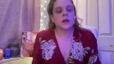 Hollys Drive threw Side Of CB. online show from December 18, 4:31 am