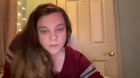 Hollys Drive threw Side Of CB. online show from December 29, 3:44 am