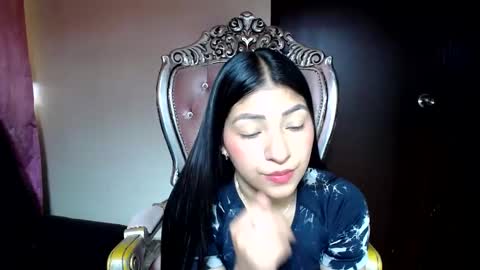 Snapshot of holly__20 chatting on September 12, 2:08 pm holly online show from September 12, 2:08 pm