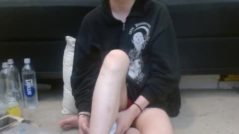 Holly Hawkes online show from February 27, 12:36 am