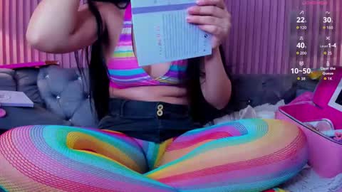 Holly online show from October 7, 12:01 pm