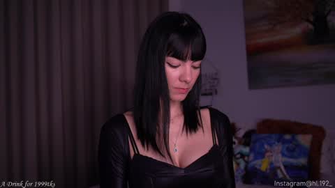 Holly Linder online show from January 12, 1:53 am