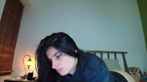 hollyshit_ online show from February 10, 2:25 am