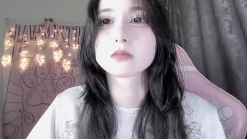 Ho Lee Sheet online show from September 29, 3:00 pm