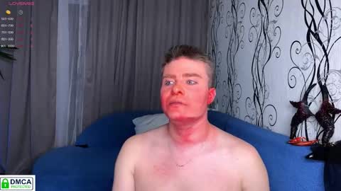 holy_eggs_00 online show from October 31, 10:10 pm