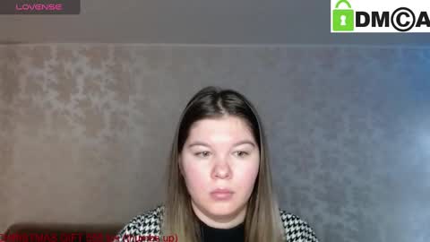 Snapshot of holy_michela chatting on December 26, 2:33 am Welcome guys Pleasure to see you all here My name is MichaelaTip menu is active Private is open online show from December 26, 2:33 am