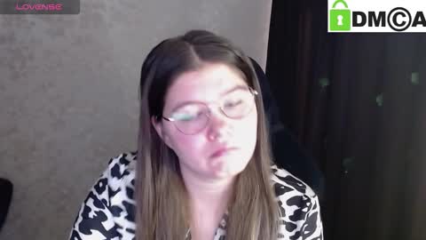 Snapshot of holy_michela chatting on September 20, 5:10 am Welcome guys Pleasure to see you all here My name is MichaelaTip menu is active Private is open online show from September 20, 5:10 am