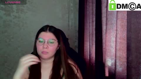 Welcome guys  Pleasure to see you all here  My name is MichaelaTip menu is active Private is open  online show from March 14, 7:23 am