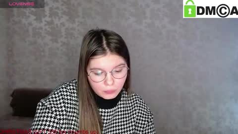 Snapshot of holy_michela chatting on December 26, 5:37 am Welcome guys Pleasure to see you all here My name is MichaelaTip menu is active Private is open online show from December 26, 5:37 am