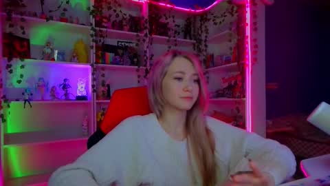 Rumi online show from October 8, 11:49 am