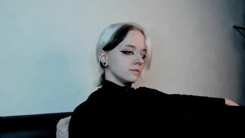 Snapshot of holy_silvia chatting on February 28, 11:58 am Miss Silvia GMT2 Tuesday - Saturday 0900am-1600pm online show from February 28, 11:58 am