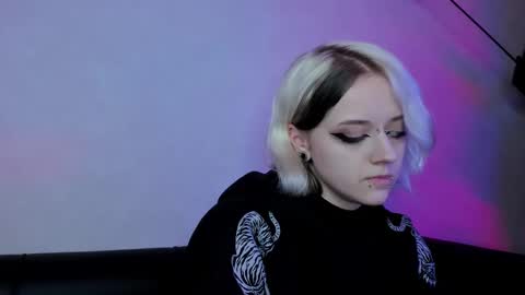 Snapshot of holy_silvia chatting on February 1, 2:56 pm Miss Silvia GMT2 Tuesday - Saturday 0900am-1600pm online show from February 1, 2:56 pm