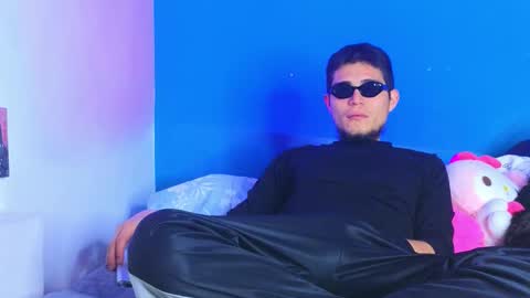      online show from October 28, 6:47 am