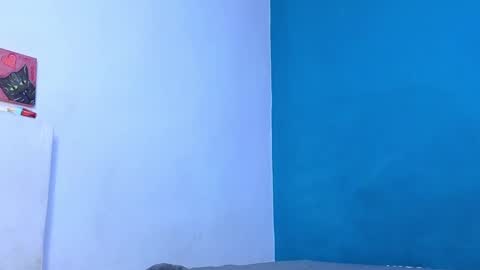 Snapshot of holy_taby_ chatting on March 9, 3:01 am online show from March 9, 3:01 am