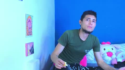      online show from October 21, 3:11 am