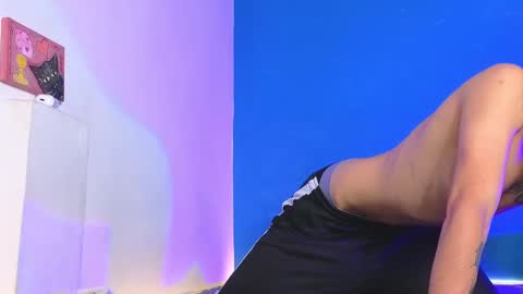 Snapshot of holy_taby_ chatting on March 11, 2:51 pm online show from March 11, 2:51 pm