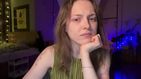 dori not holy get my tg channel with link from description under last photo online show from April 23, 8:32 pm