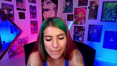   online show from January 31, 10:10 pm