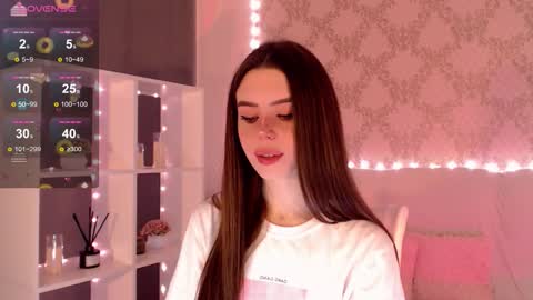 Mia online show from September 27, 3:48 am