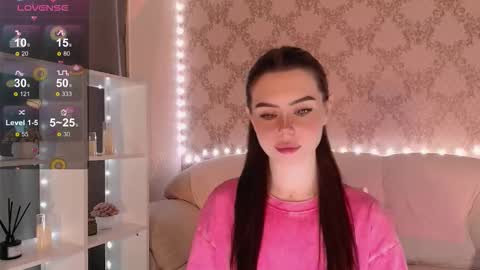 Mia online show from November 26, 3:48 am