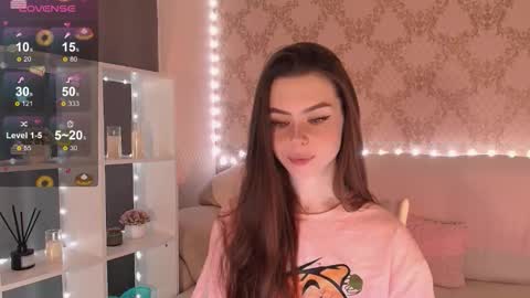 Mia online show from January 12, 3:57 am