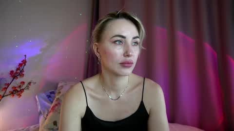 Snapshot of holyyy_fuck chatting on March 11, 1:23 pm Vicky my another account here - desperate clit online show from March 11, 1:23 pm