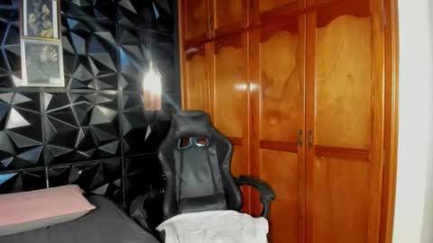 honey  monroe online show from February 25, 3:43 am