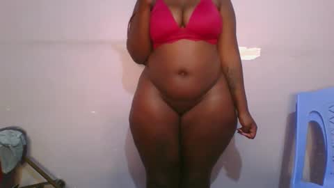 Snapshot of honey_beb chatting on September 18, 7:34 am honey_beb online show from September 18, 7:34 am