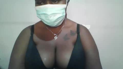 Snapshot of honey_beb chatting on September 16, 7:22 am honey_beb online show from September 16, 7:22 am
