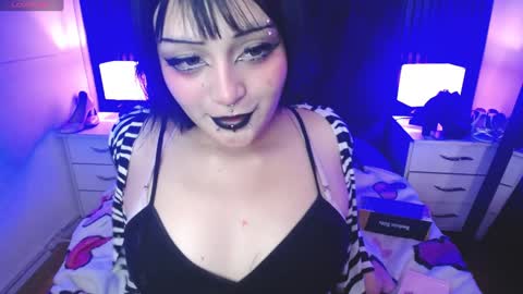 Snapshot of honey_dark chatting on January 31, 3:20 am Honney online show from January 31, 3:20 am