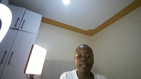 honey drop online show from March 1, 8:40 am