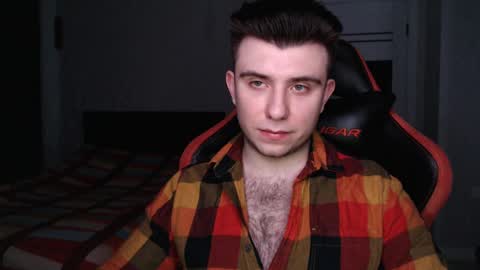Snapshot of honey_furry chatting on February 25, 4:03 am Wolfy online show from February 25, 4:03 am