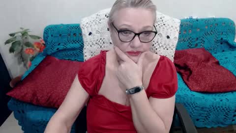 Honey Lady online show from February 15, 9:05 am