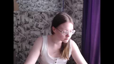 Lina online show from March 4, 11:40 am